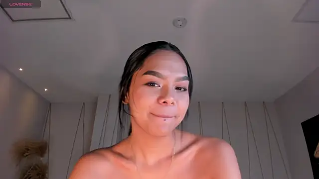 Chat XXX en directo de SaphiraJames