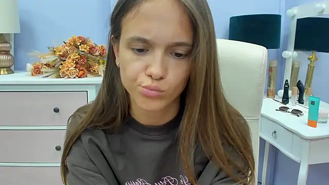 dirtyxEmily Live XXX-chat