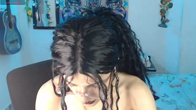 Chat XXX en directo de bastethott