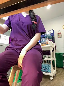 secretly_masturbating's Live XXX Chat