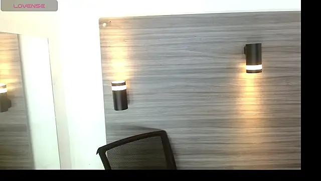LeleHott01 现场XXX聊天