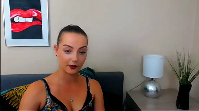 צ'אט XXX בשידור חי של NatalieSexy