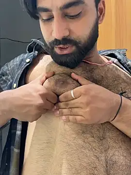 Chat +18 de Royalboy_03 ao vivo
