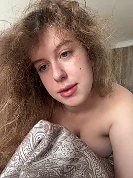 LilianBliss Adlı Modelin Canlı XXX Sohbeti