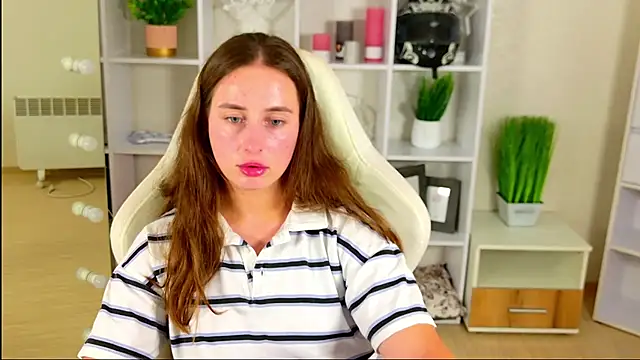 NadinnL's Live XXX Chat