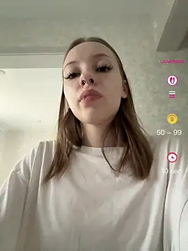 JulyOwens' Live XXX Chat