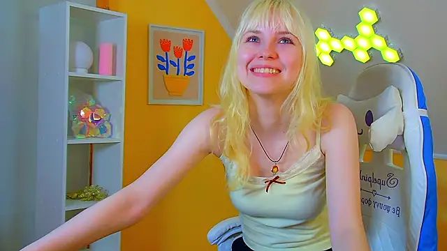 HannahHollis XXX чат на живо