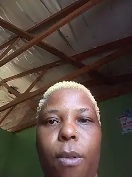 Chat +18 de Sleezymilf ao vivo