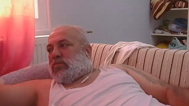 husoizmir Adlı Modelin Canlı XXX Sohbeti