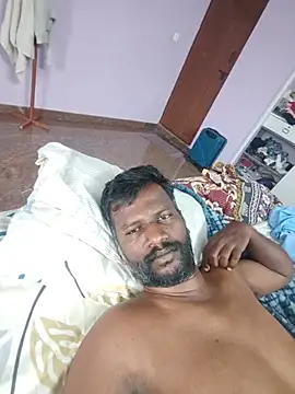 Paramkeerthi 现场XXX聊天