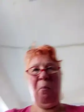 Živý XXX chat SquirrelFine
