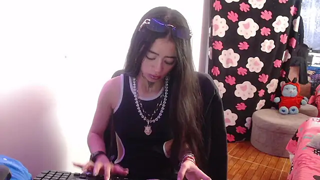 lorena_miss: απευθείας συνομιλία ΧΧΧ