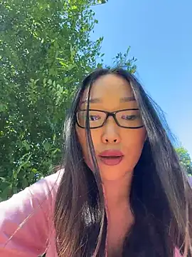 trytomakememoam's Live XXX Chat