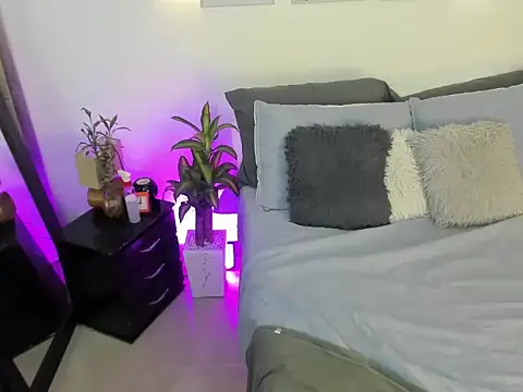 Danna_Diamond_ XXX чат на живо