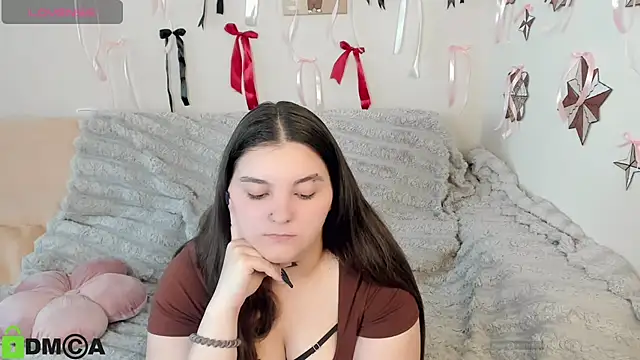 MonikaMooon XXX чат на живо