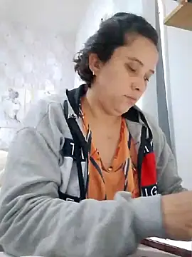 Chat XXX ao vivo de BIADELICIA1