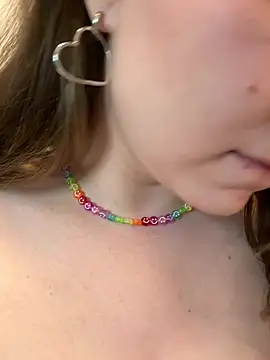 XXX chat uživo modela PumaShyXD