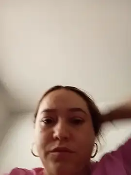 Chat +18 de SabrinaVantress ao vivo