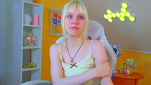 HannahHollis Adlı Modelin Canlı XXX Sohbeti