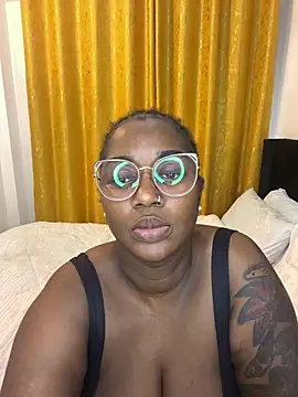 Honeylust26 XXX чат на живо