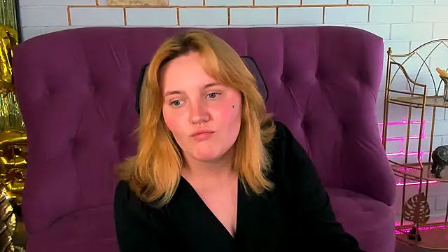 KathyBriggs Live XXX Chat