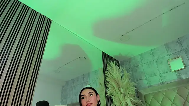 KendallMeyers_ XXX чат на живо