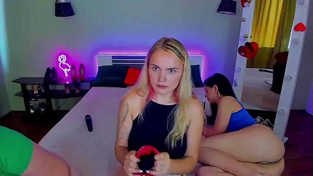 MagicEyess Live XXX Chat