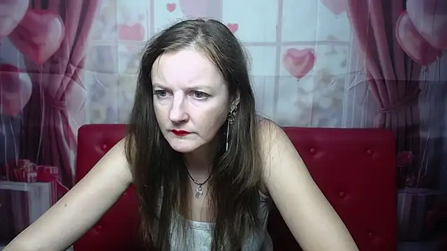 MeganPirs Chat XXX live