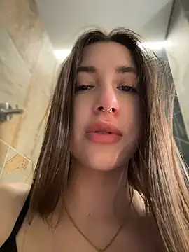 BOOMFOXYn Live XXX chat