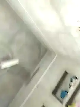 Loomaraj 现场XXX聊天