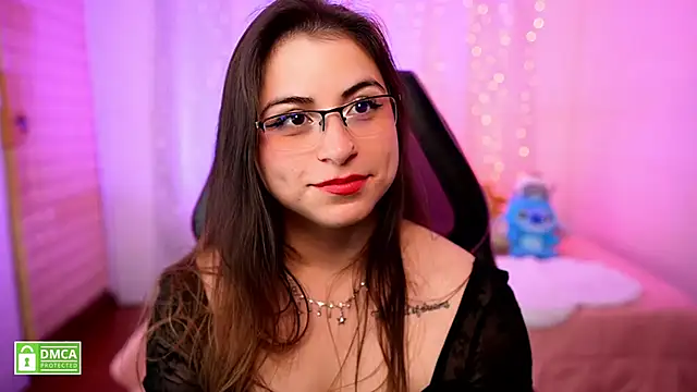 Taiga_Cute Adlı Modelin Canlı XXX Sohbeti