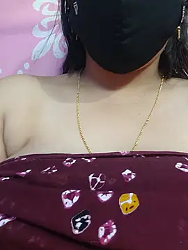 Chatroom XXX en direct de moumondal4
