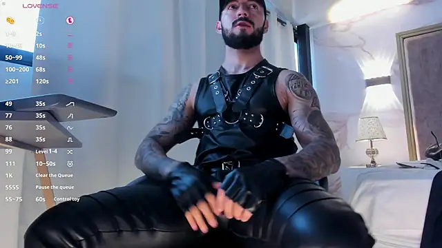 Chat +18 de MarkWalker__ ao vivo