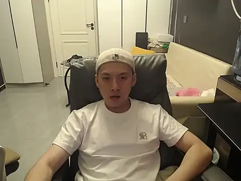 yichen008 即時 XXX 聊天