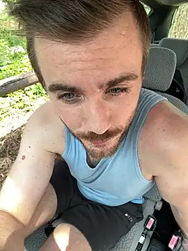 Mikev XXX чат на живо