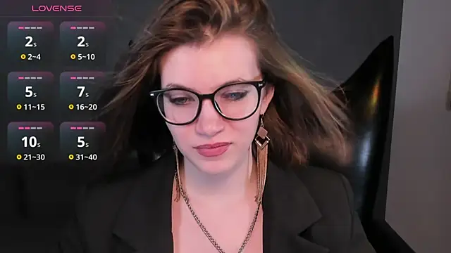 Chat XXX en directo de CathyAdams