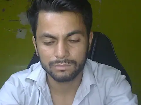 Stubborndesiboy élő XXX-chatje