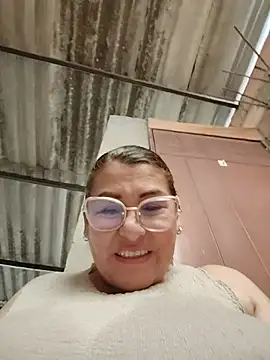 Živý XXX chat AlexxiaaMat