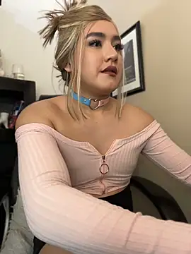 TaylorSweetI live XXX chat