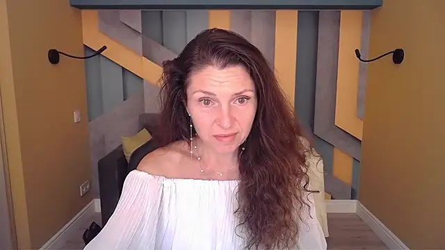 EllaLong: απευθείας συνομιλία ΧΧΧ