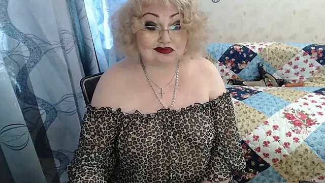 livingnextdoor XXX чат на живо
