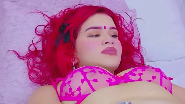 CherryTayloor XXX чат на живо