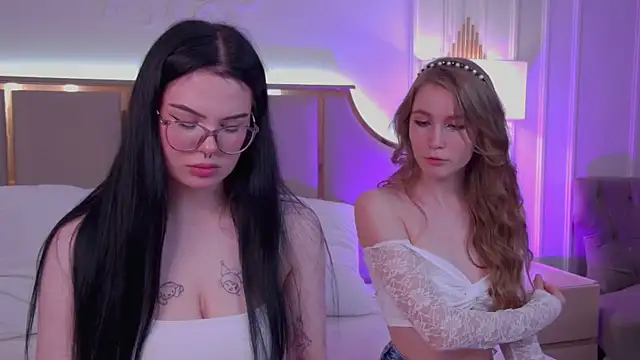 CindyMil 现场XXX聊天