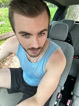 Mikev live XXX chat