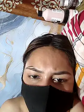 sanu_07 Chat XXX in diretta