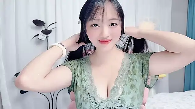 Winnie666999 现场XXX聊天