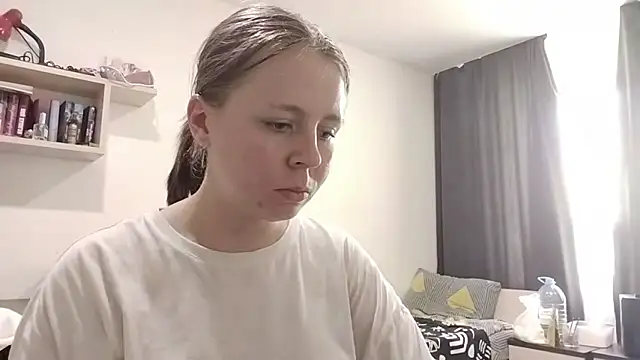 YadaSteiner XXX чат на живо