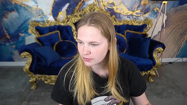 NikkyReyyy's Live XXX Chat