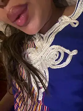 Sexlove1xo XXX чат на живо