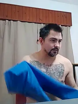 Bradd_32 라이브 XXX 채팅